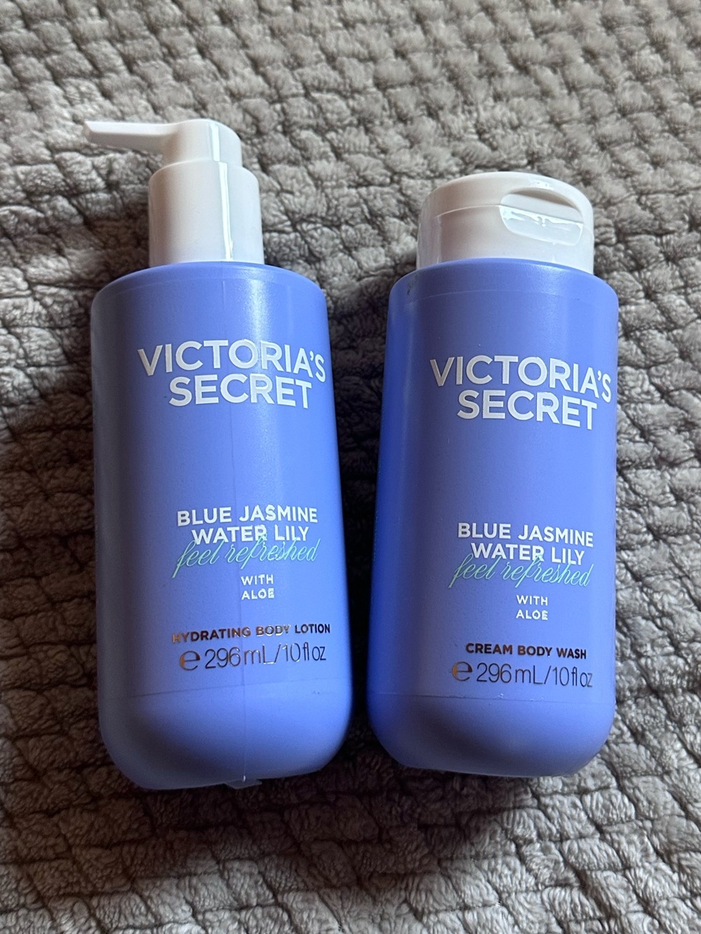 NEW Victoria's Secret Blue Jasmine & Water Lily Body Wash + Lotion Set